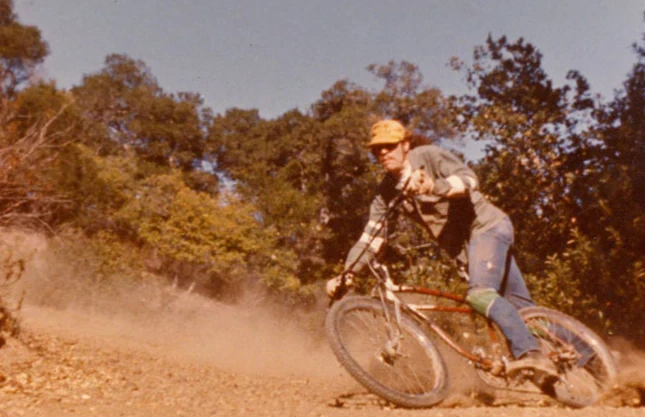 Primera Copa del Mundo de Mountain Bike UCI en 1990, que oficializó el término MTB en el ciclismo internacional.
